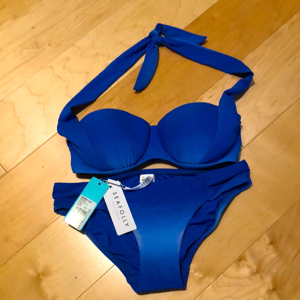 New with tags USA size 6 Ombré blue sexy push up bikini